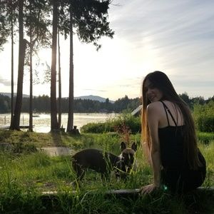 Meet your Posher, Lita